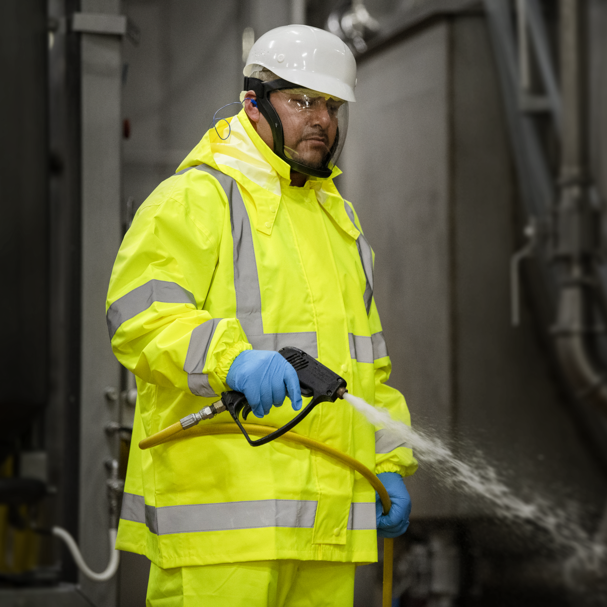 reusable-anti-fog-face-shield-w-polycarbonate-lens-and-vent-3933-ironwear