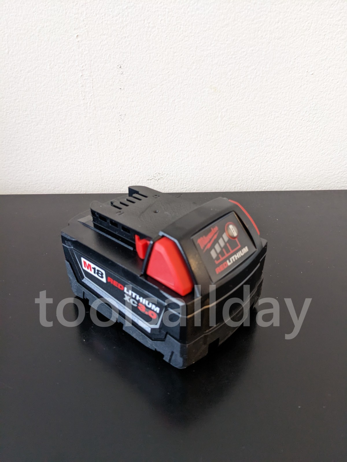 2-pack-genuine-milwaukee-48-11-1828-li-ion-m18-xc-18v-3ah-batteries-48-11-1822-48-11-1822-milwaukee