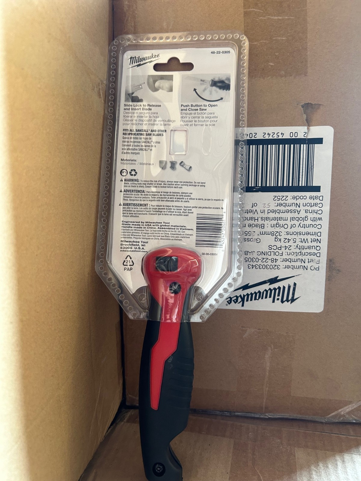 milwaukee-folding-jab-saw-48-22-0305-blades-locks-open-and-closed-48-22-0305-milwaukee