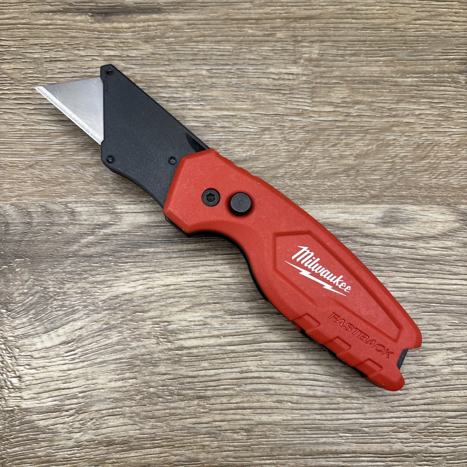 milwaukee-tool-48-22-1500-fastback-compact-folding-utility-knife-615-red-48-22-1500-milwaukee
