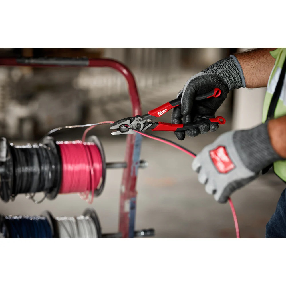 milwaukee-mt550c-9-lineman-dipped-pliers-w-crimperbolt-cutter-made-in-usa-mt550c-milwaukee