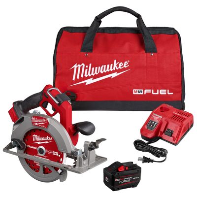 Milwaukee Tool M18 FUEL 7-1/4 Inch Circular Saw Kit